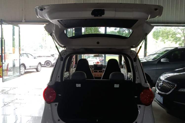 Used LINGBOX 2024 Lingzhi Edition Trunk