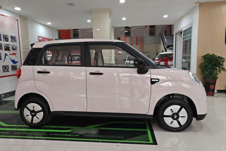 Used LINGBOX 2025 140km Lime Edition Exterior 2