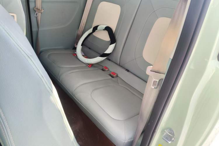 Used LINGBOX uni 2022 Ultra-Sweet Edition Left Rear Seat
