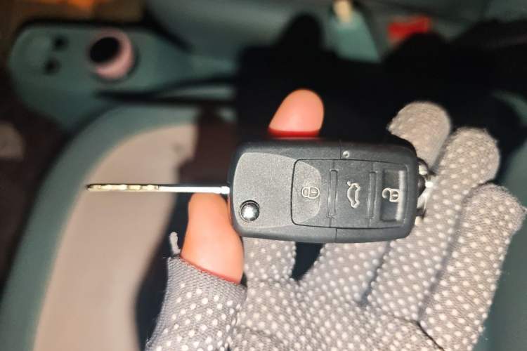 Used LINGBOX uni 2022 Ultra-Sweet Edition Vehicle Key