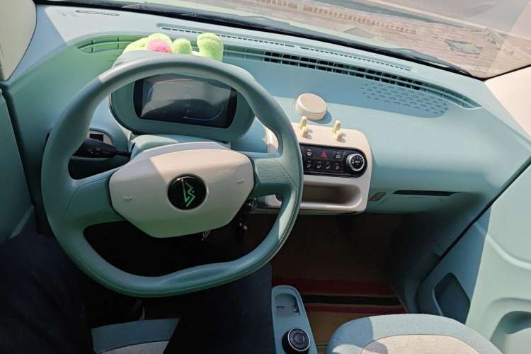 Used LINGBOX uni 2022 Mildly Sweet Edition Interior 3