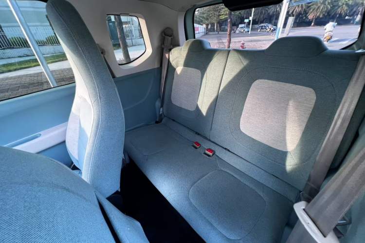 Used LINGBOX uni 2022 Mildly Sweet Edition Interior 3