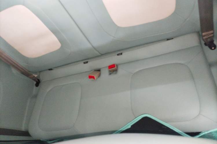 Used LINGBOX uni 2022 Ultra-Sweet Edition Interior 4