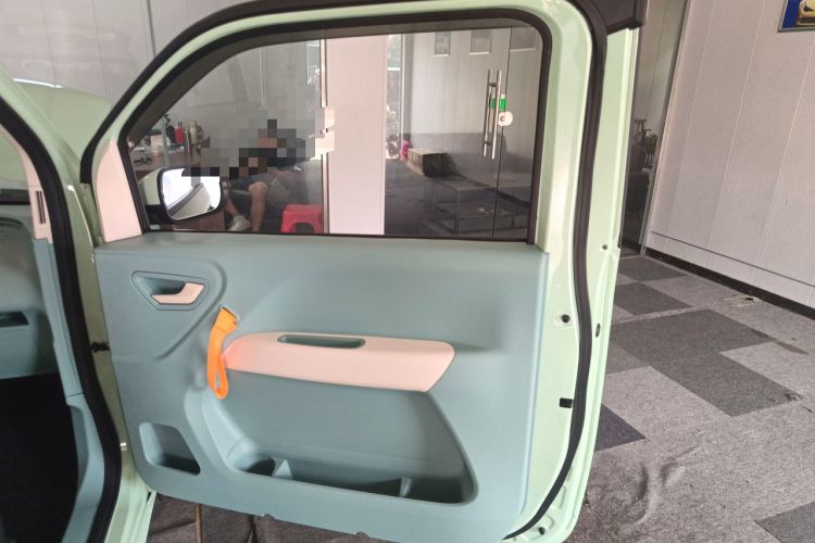 Used LINGBOX uni 2022 Mildly Sweet Edition Interior 4