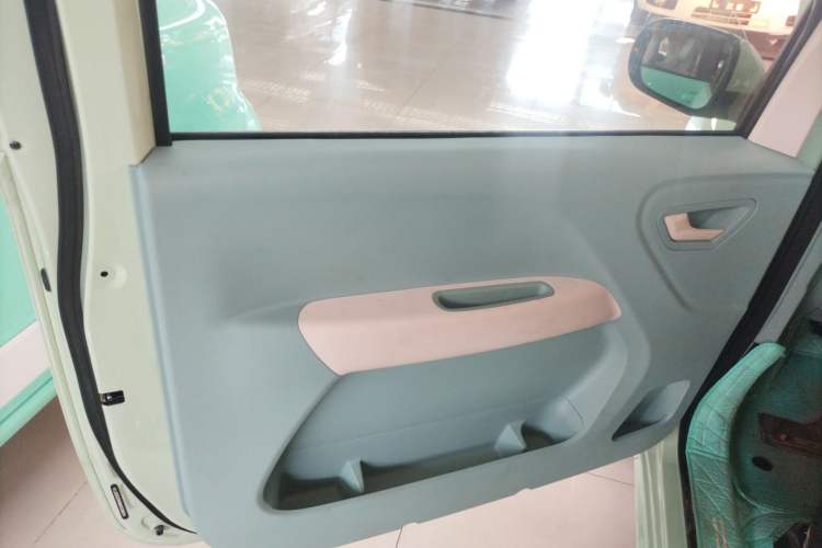 Used LINGBOX uni 2022 Ultra-Sweet Edition Interior 7