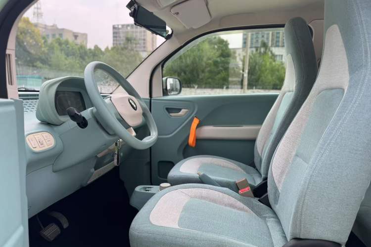 Used LINGBOX uni 2022 Mildly Sweet Edition Interior 7