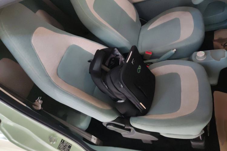 Used LINGBOX uni 2022 Mildly Sweet Edition Right Front Seat