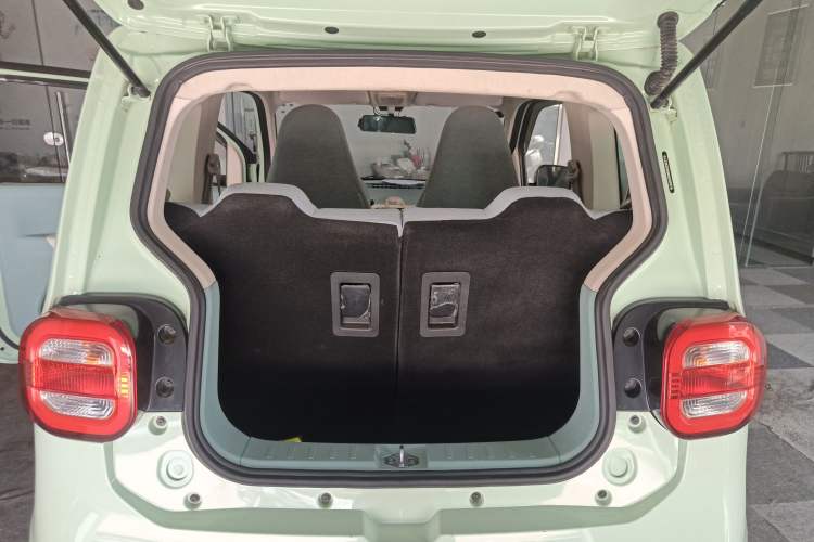 Used LINGBOX uni 2022 Mildly Sweet Edition Trunk