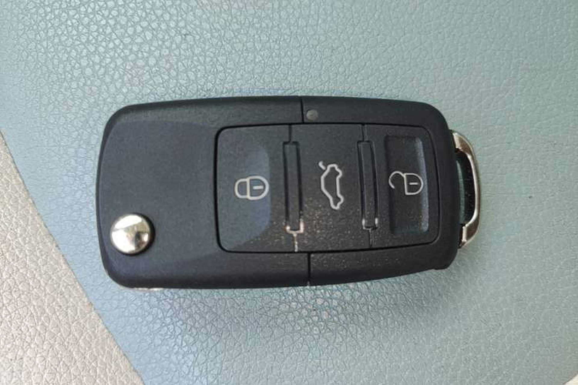 Used LINGBOX uni 2022 Ultra-Sweet Edition Vehicle Key