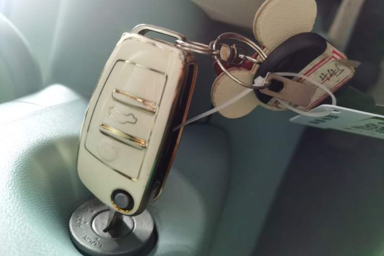 Used LINGBOX uni 2022 Ultra-Sweet Edition Interior 1