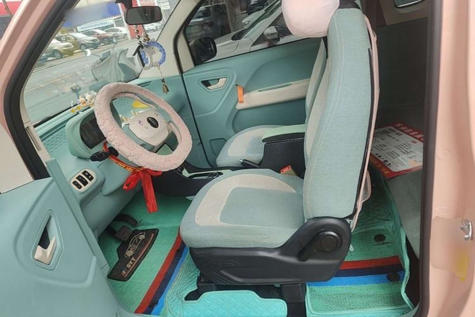 Used LINGBOX uni 2022 Mildly Sweet Edition Left Rear Seat
