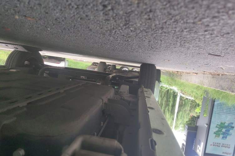 Used LINGBOX uni 2022 Mildly Sweet Edition Chassis Rear Left