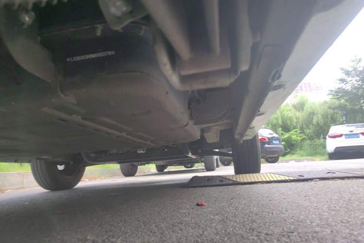 Used LINGBOX uni 2022 Mildly Sweet Edition Chassis Rear Right