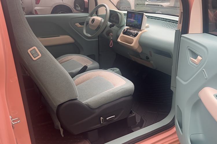 Used LINGBOX uni 2022 Ultra-Sweet Edition Interior 5