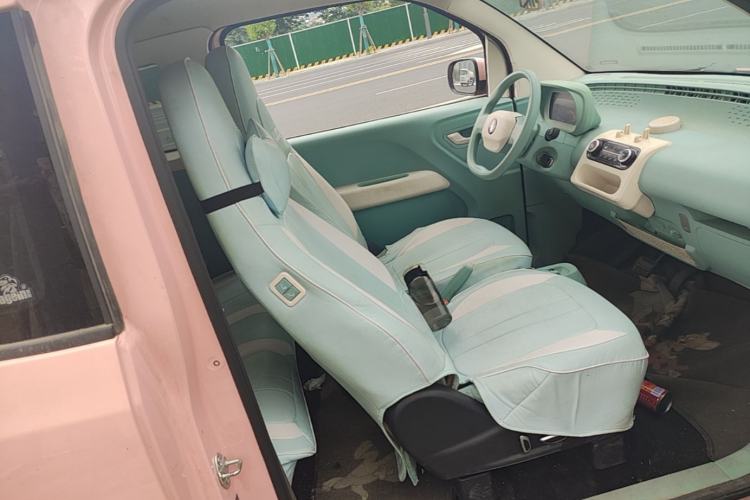 Used LINGBOX uni 2022 Ultra-Sweet Edition Right Front Seat