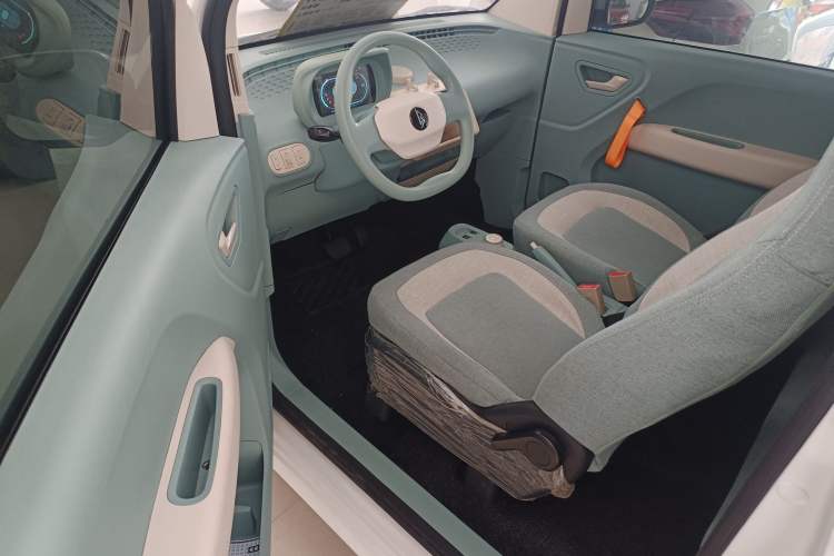 Used LINGBOX uni 2022 Mildly Sweet Edition Interior 2