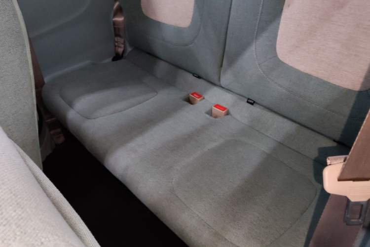 Used LINGBOX uni 2022 Mildly Sweet Edition Left Rear Seat