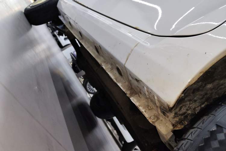 Used LINGBOX uni 2022 Mildly Sweet Edition Right Side Sill