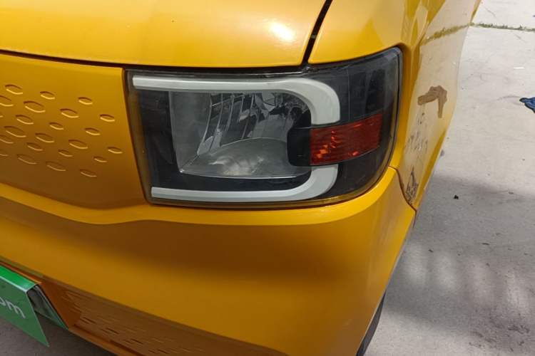 Used LINGBOX uni 2022 Mildly Sweet Edition Left Front Headlight