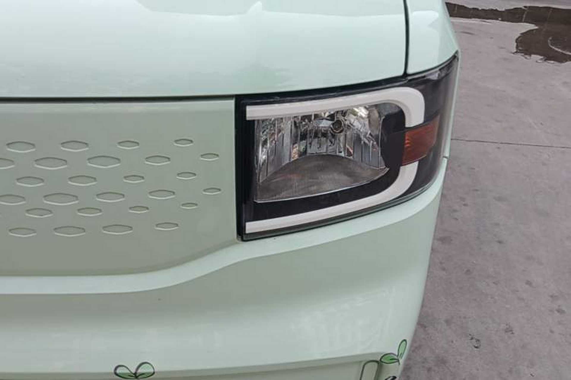 Used LINGBOX uni 2023 Ultra-Sweet Version (Manual Seating) Left Front Headlight