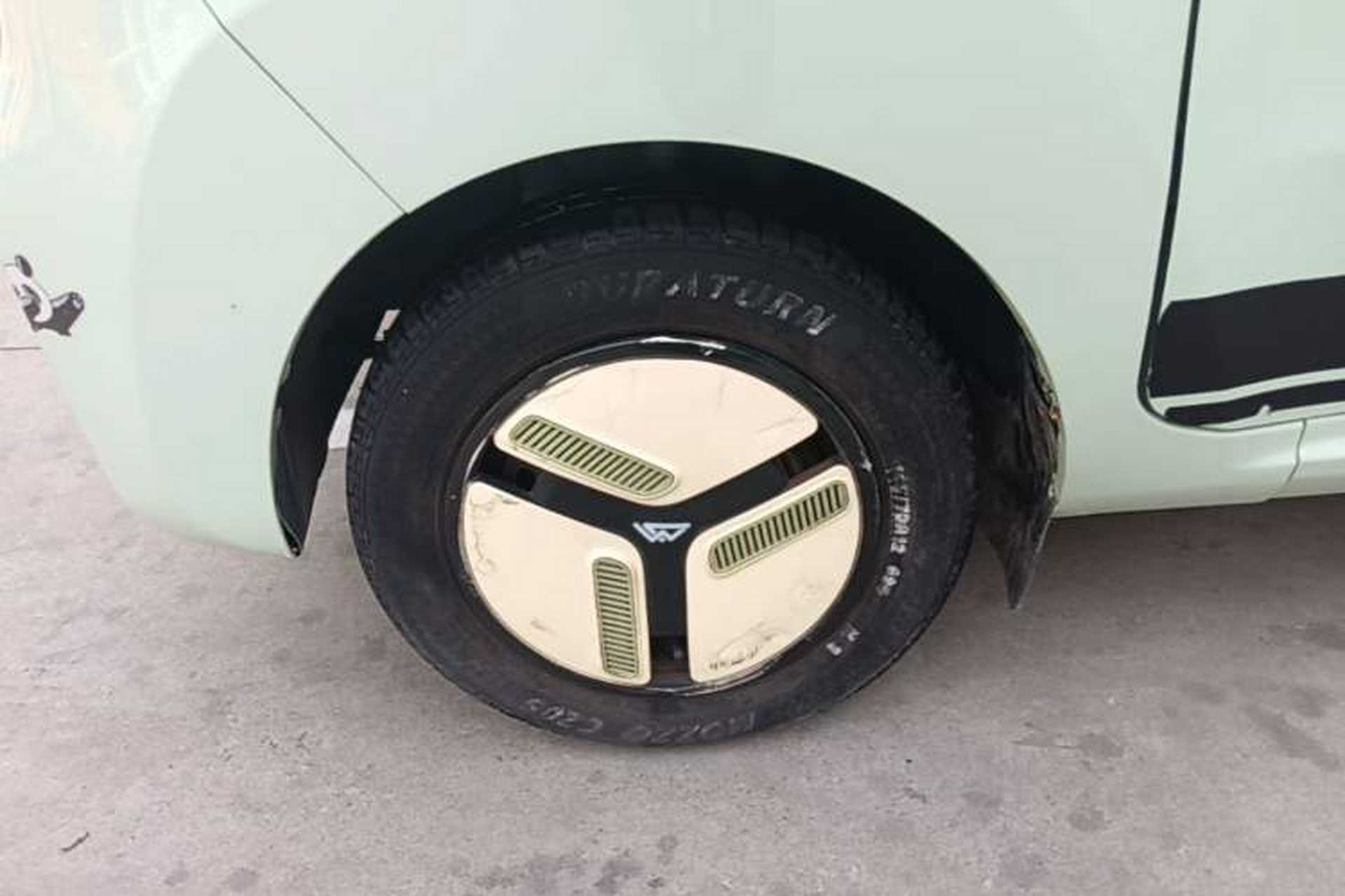 Used LINGBOX uni 2023 Ultra-Sweet Version (Manual Seating) Left Front Wheel Hub