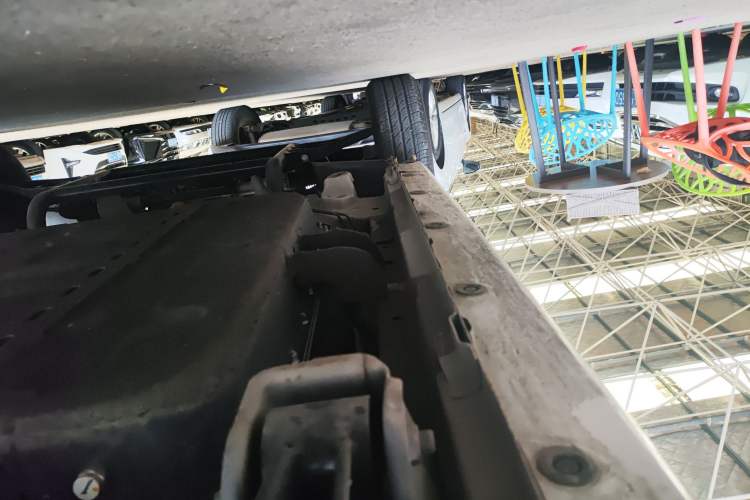 Used LINGBOX uni 2023 Ultra-Sweet Version (Manual Seating) Left Side Sill
