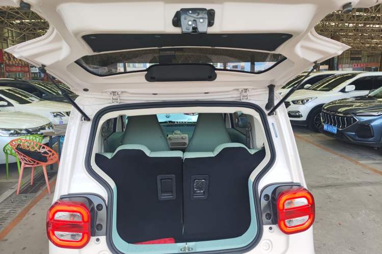 Used LINGBOX uni 2023 Ultra-Sweet Version (Manual Seating) Trunk