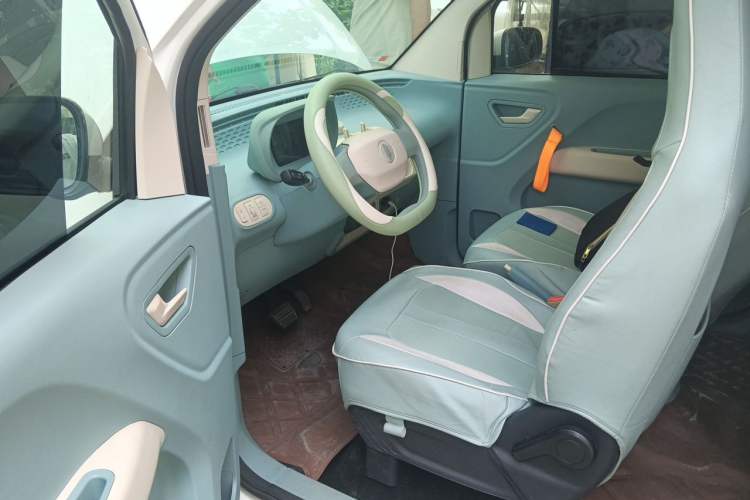 Used LINGBOX uni 2023 Ultra-Sweet Version (Manual Seating) Driver Seat