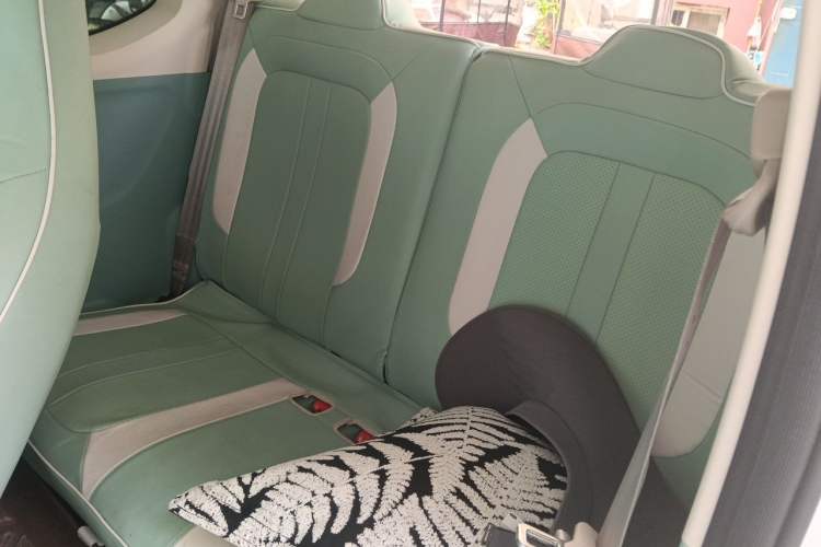 Used LINGBOX uni 2023 Ultra-Sweet Version (Manual Seating) Left Rear Seat