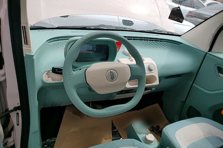 Used LINGBOX uni 2025 Mildly Sweet Version 11.52 kWh Center Console