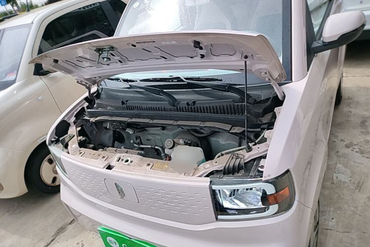 Used LINGBOX uni 2025 Mildly Sweet Version 11.52 kWh Engine Bay