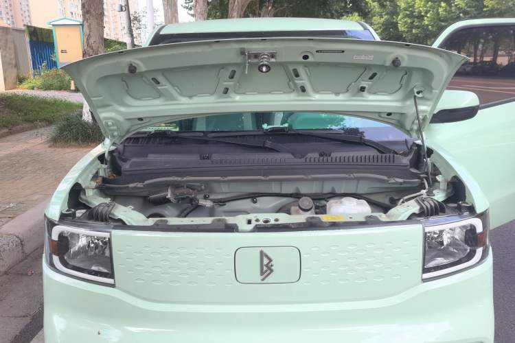 Used LINGBOX uni 2025 Mildly Sweet Version 11.52 kWh Engine Bay