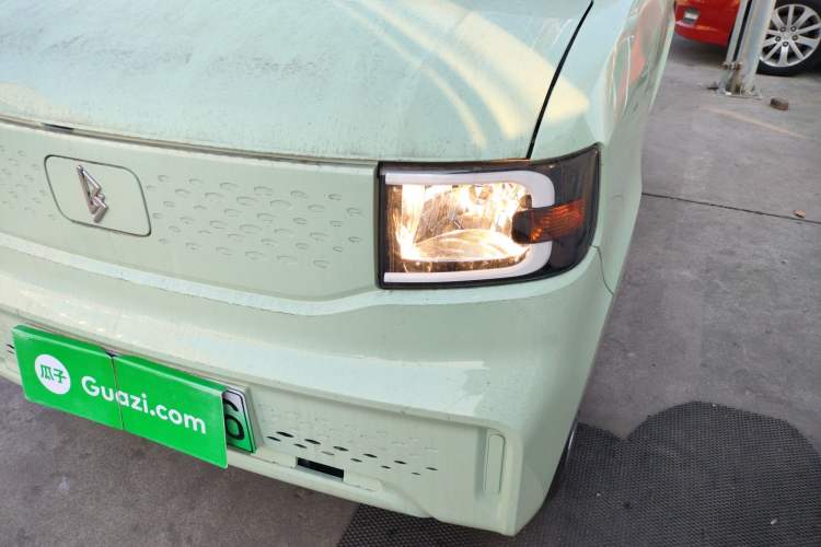 Used LINGBOX uni 2025 Mildly Sweet Version 11.52 kWh Left Front Headlight