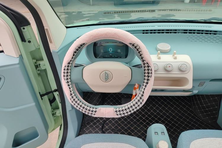 Used LINGBOX uni 2025 Mildly Sweet Version 11.52 kWh Steering Wheel