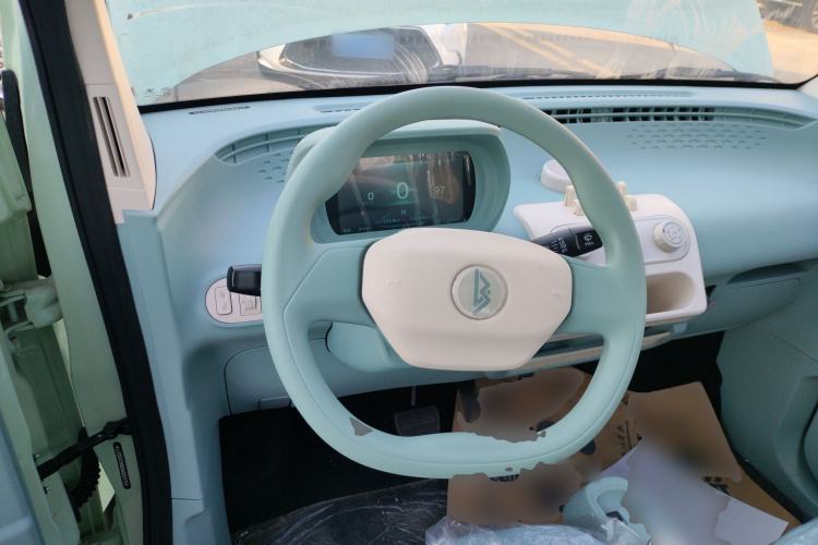 Used LINGBOX uni 2025 Mildly Sweet Version 11.52 kWh Steering Wheel