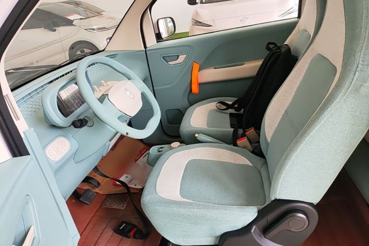 Used LINGBOX uni 2025 Mildly Sweet Version 11.52 kWh Left Front Seat