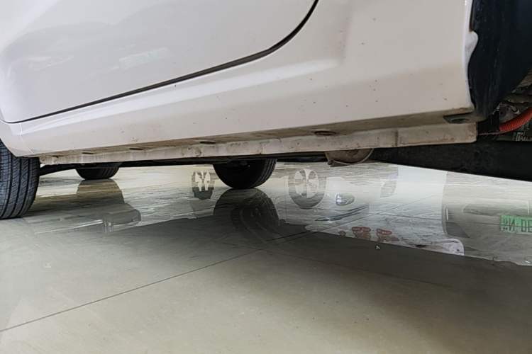 Used LINGBOX uni 2025 Mildly Sweet Version 11.52 kWh Left Side Sill