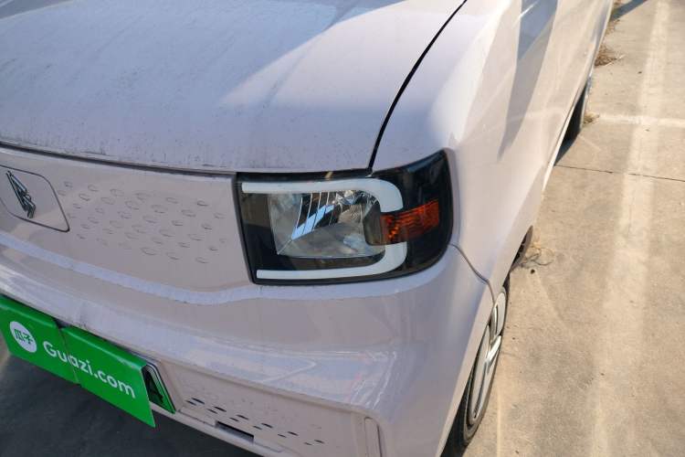 Used LINGBOX uni 2025 Mildly Sweet Version 11.52 kWh Left Front Headlight