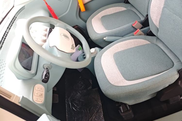 Used LINGBOX uni 2025 Mildly Sweet Version 11.52 kWh Left Front Seat