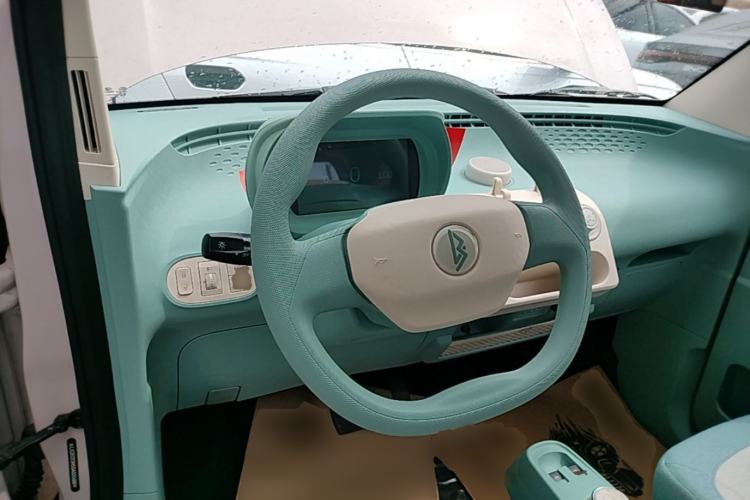 Used LINGBOX uni 2025 Mildly Sweet Version 11.52 kWh Steering Wheel