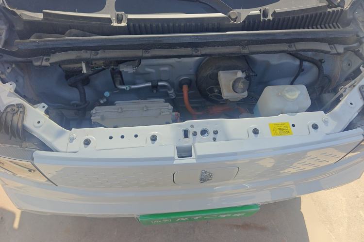Used LINGBOX uni 2025 Mildly Sweet Version 11.52 kWh Engine Bay