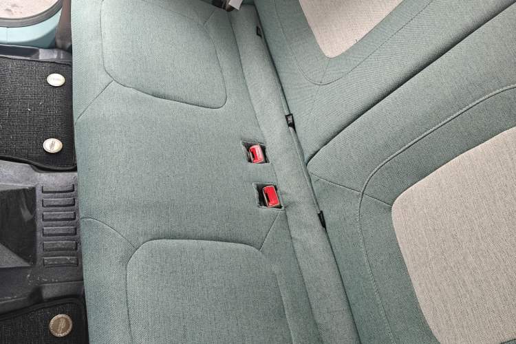 Used LINGBOX uni 2025 Mildly Sweet Version 11.52 kWh Interior 6