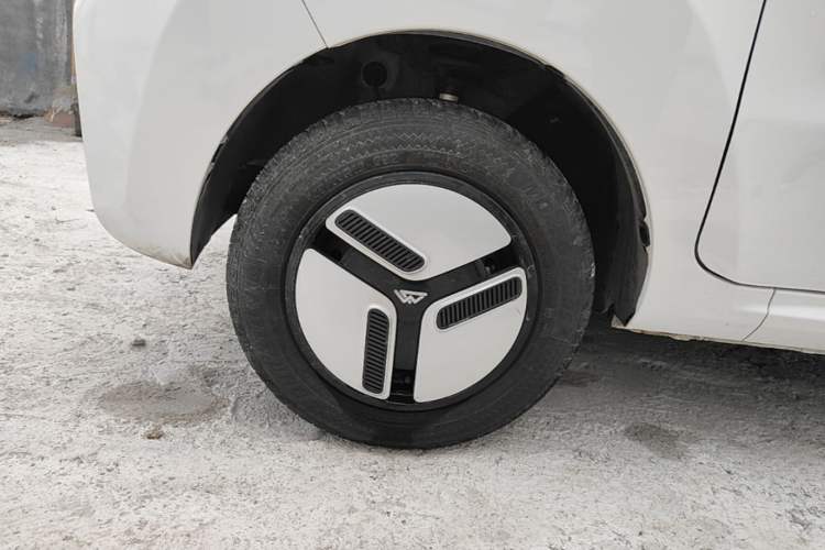 Used LINGBOX uni 2025 Mildly Sweet Version 11.52 kWh Left Front Wheel Hub
