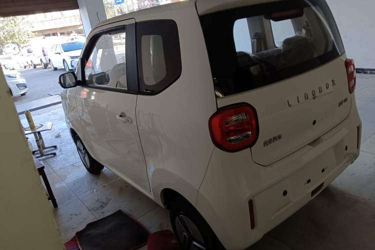 Used LINGBOX uni 2025 Mildly Sweet Version 11.52 kWh Left Side
