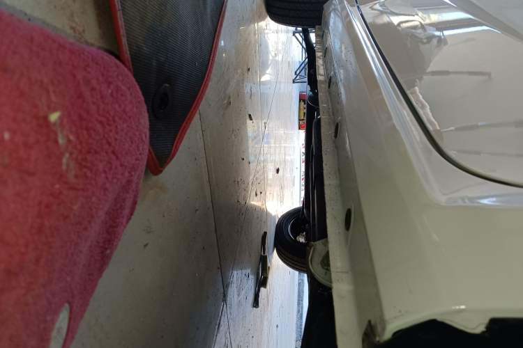 Used LINGBOX uni 2025 Mildly Sweet Version 11.52 kWh Left Side Sill