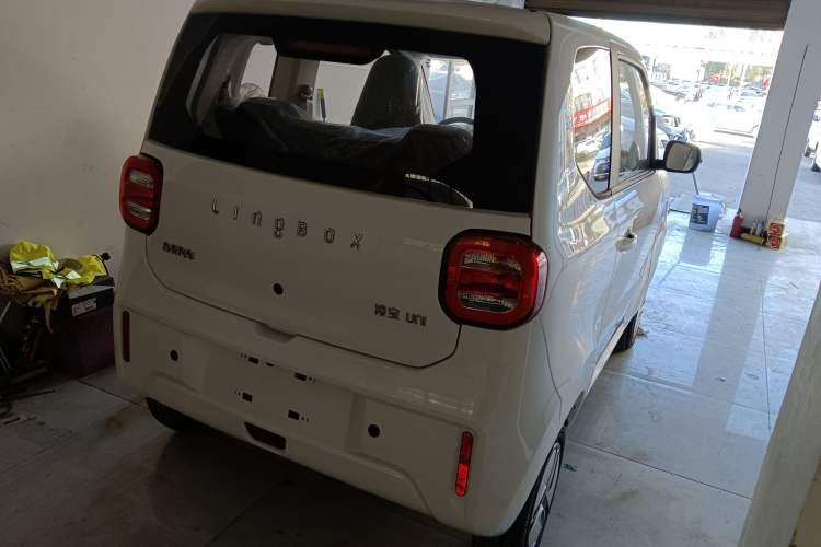 Used LINGBOX uni 2025 Mildly Sweet Version 11.52 kWh Rear Right 45 Deg