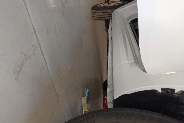 Used LINGBOX uni 2025 Mildly Sweet Version 11.52 kWh Right Side Sill
