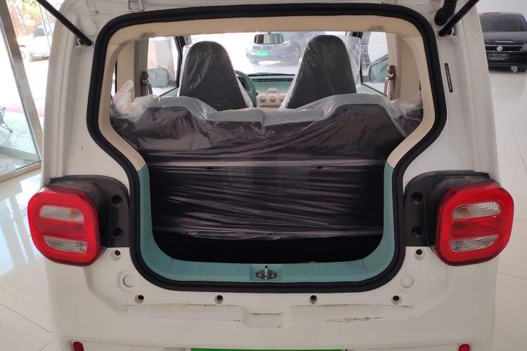 Used LINGBOX uni 2025 Mildly Sweet Version 11.52 kWh Trunk