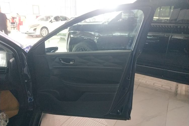 Used Lingxi L 2024 Player No. 1 Edition Interior 5
