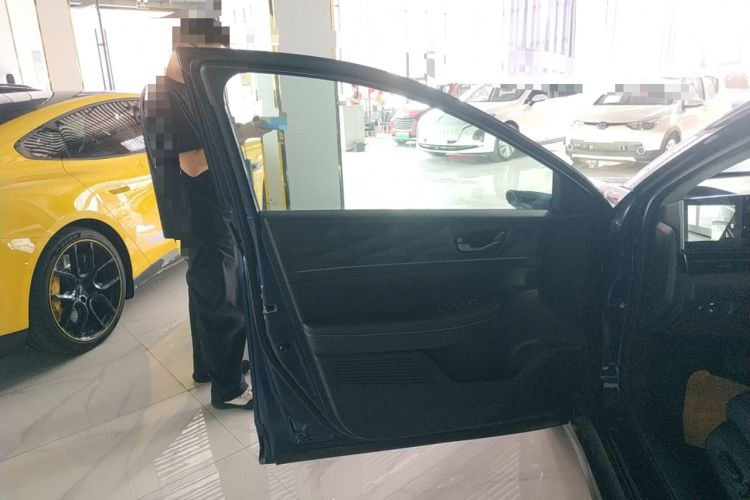 Used Lingxi L 2024 Player No. 1 Edition Interior 7